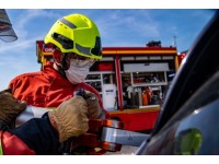 MSA SAFETY - F2XR kaciga za šumske požare i tehničko spašavanje EN 16471 sa zaštitnim naočalama